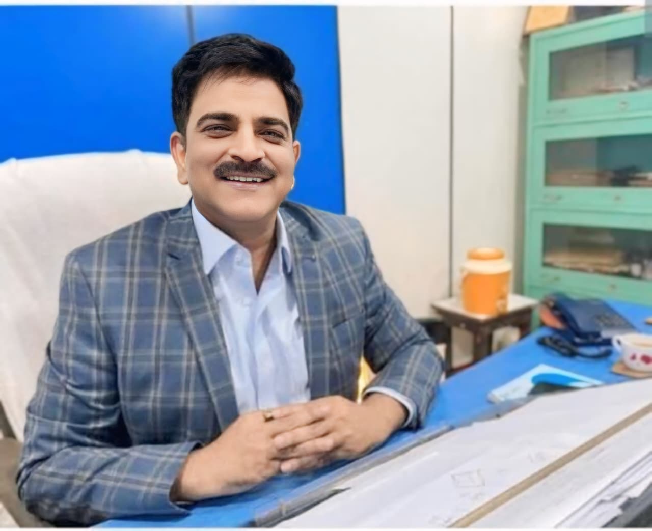 Mr. Vinay Kumar Srivastava
